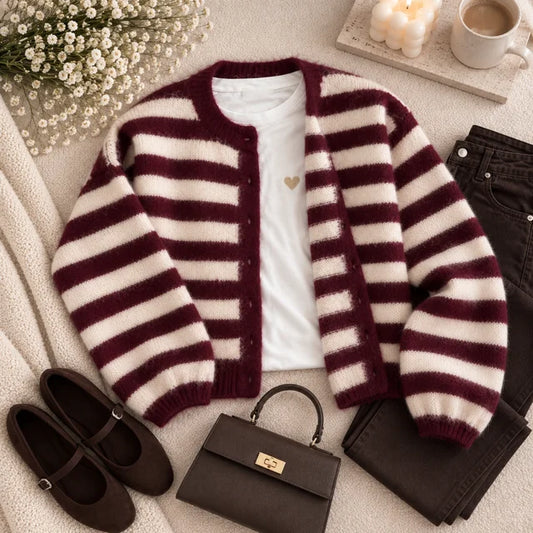 Gilet à rayures bordeaux et crème, doux et ultra tendance Sol Principal MA Company