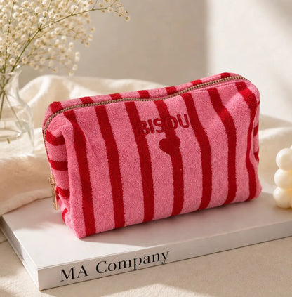 Pochette 3 Couleurs Bleu Noir Rose Bisou Brodé Rose- MA Company